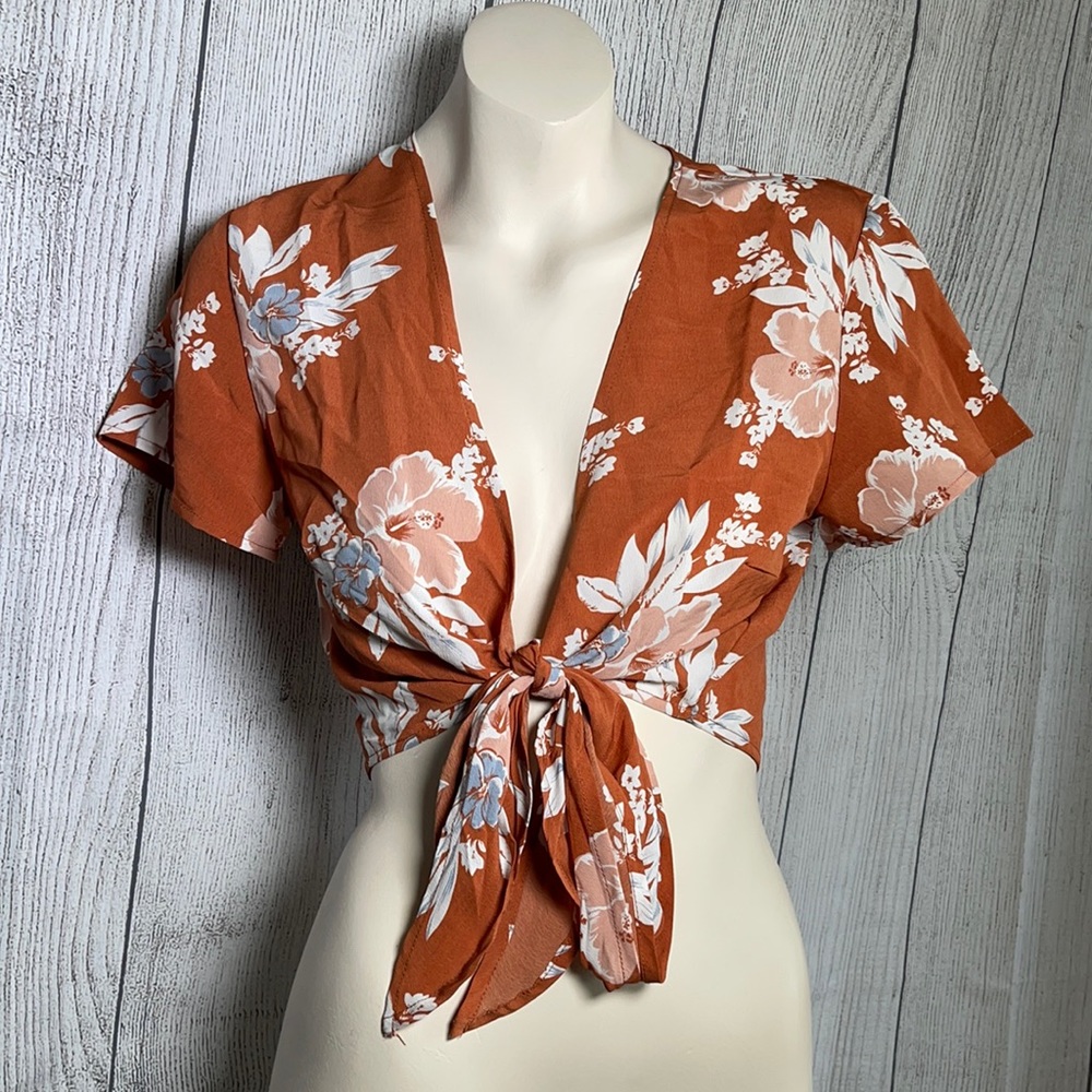 Floral crop top